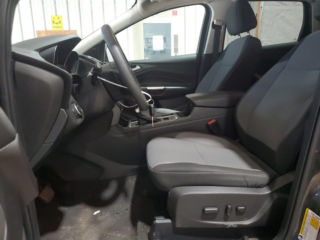 2017 Ford Escape Se VIN: 1FMCU9GD9HUB49313 Lot: 63133524