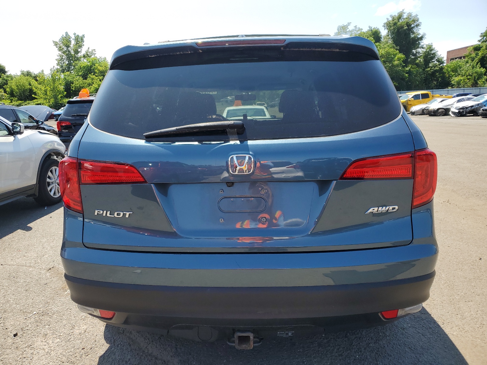 5FNYF6H71GB080765 2016 Honda Pilot Exln