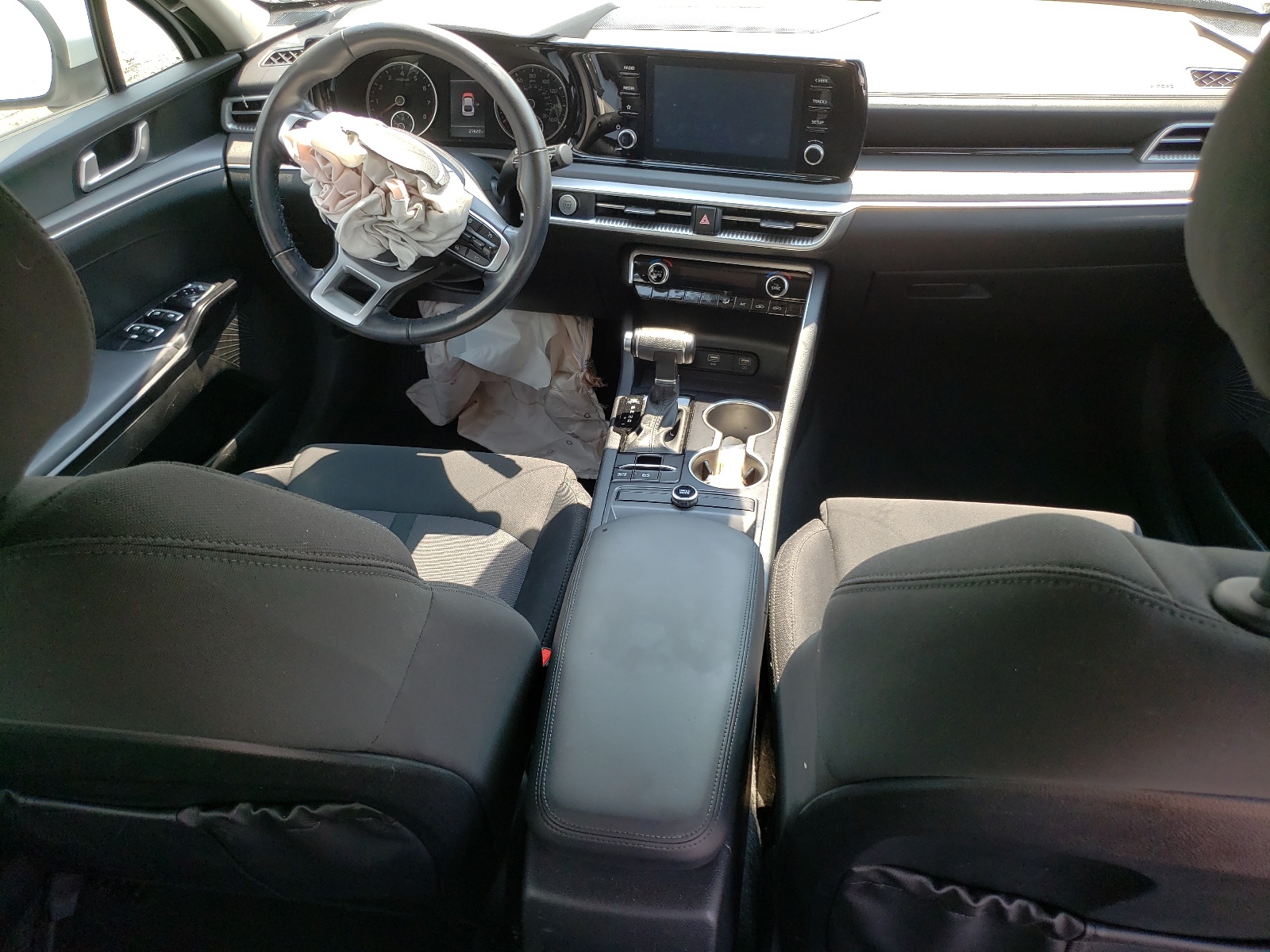 5XXG14J20NG102049 2022 Kia K5 Lxs