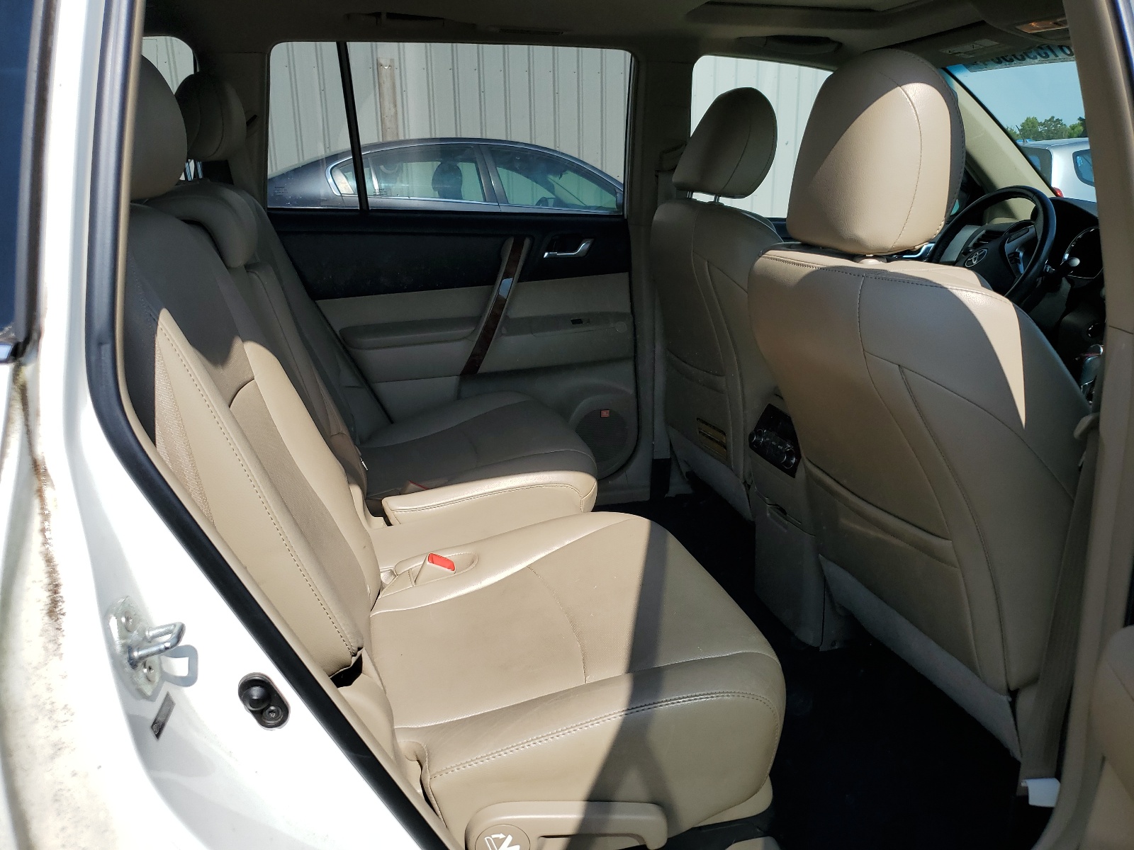 5TDYK3EH0BS024330 2011 Toyota Highlander Limited