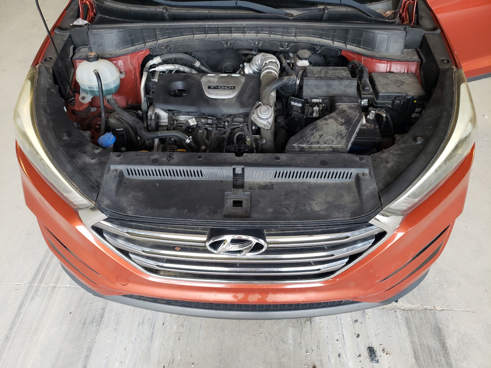 KM8J33A20GU120232 2016 Hyundai Tucson Limited