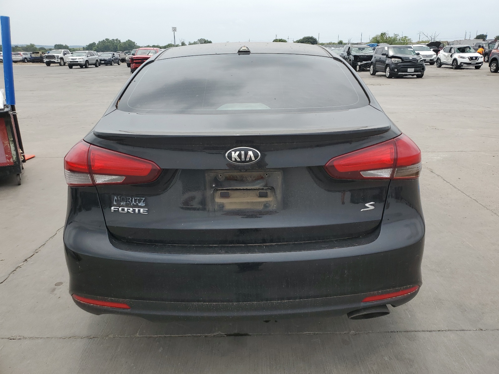 2017 Kia Forte Lx vin: 3KPFL4A70HE047990