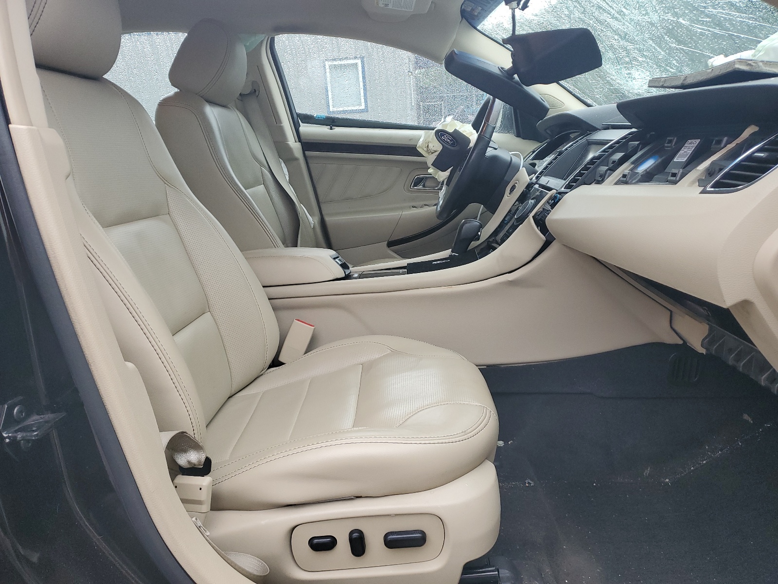 1FAHP2J82DG220001 2013 Ford Taurus Limited