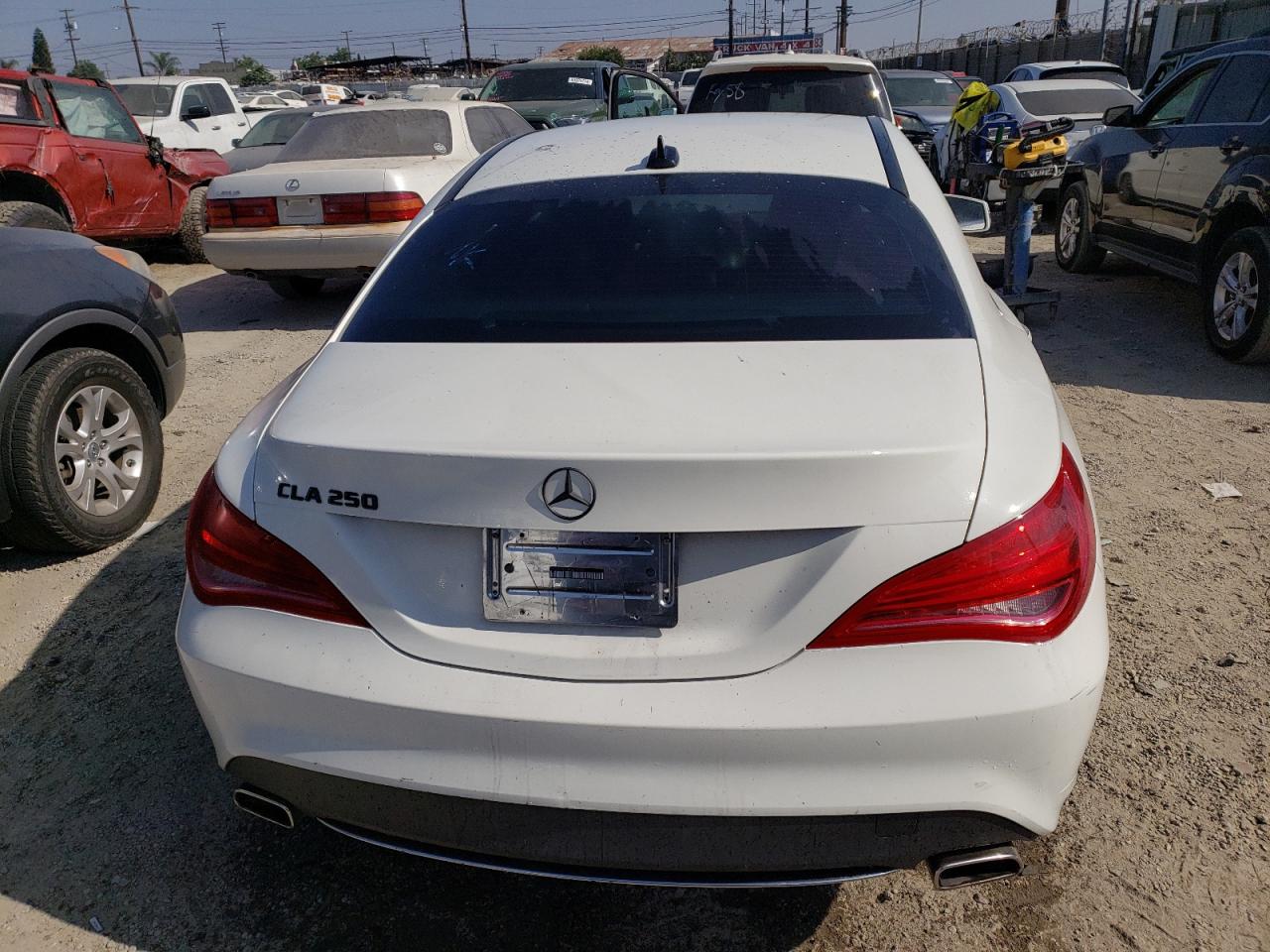 2015 Mercedes-Benz Cla 250 VIN: WDDSJ4EB7FN218770 Lot: 63729194