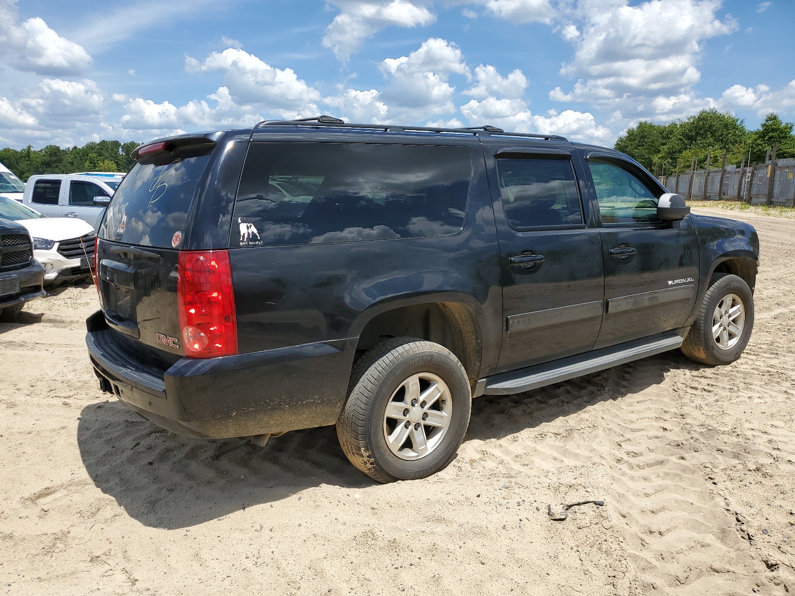 1GKUKHE36AR277458 2010 GMC Yukon Xl K1500 Sle