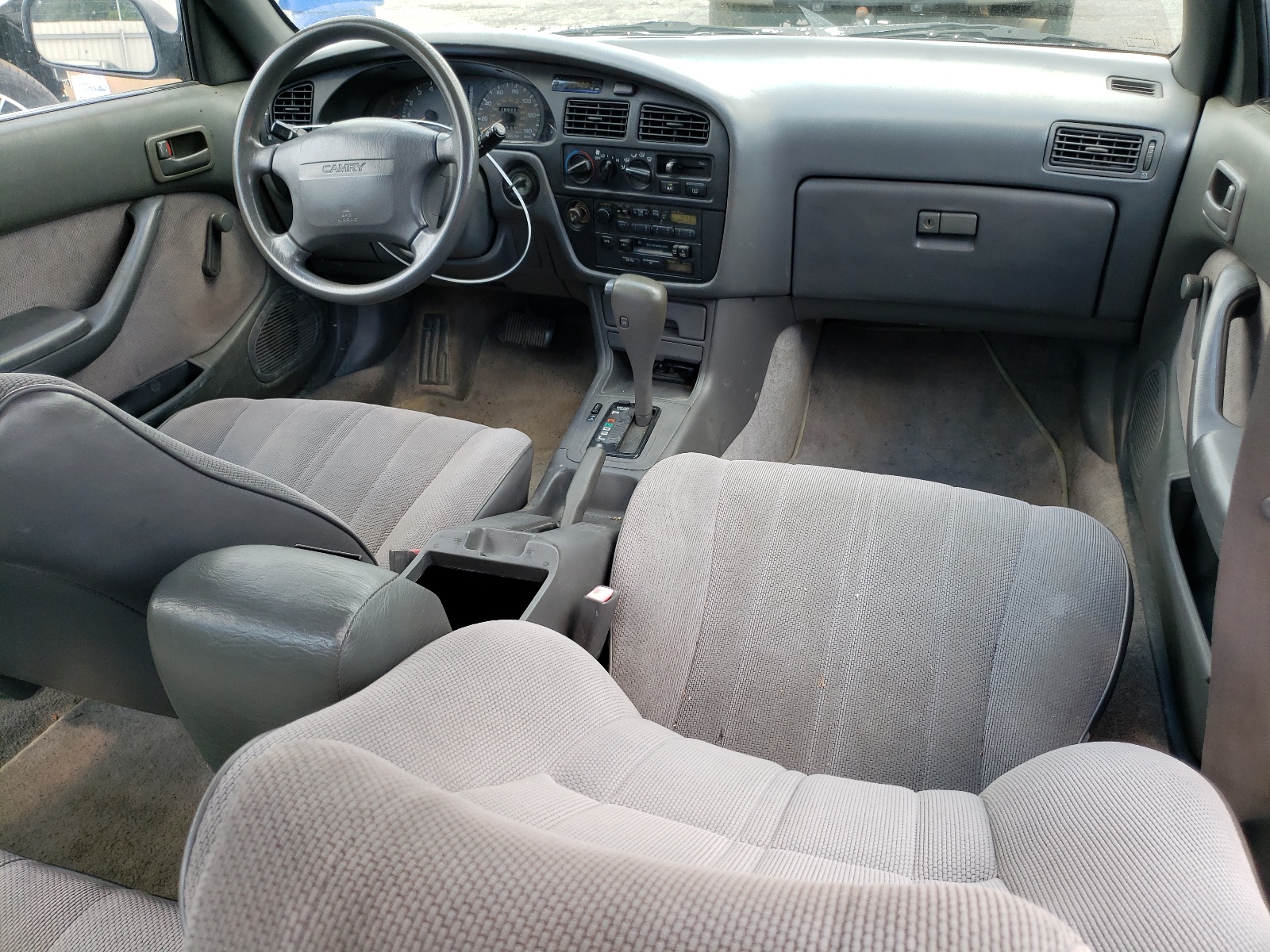 4T1SK11E6NU151844 1992 Toyota Camry Dlx