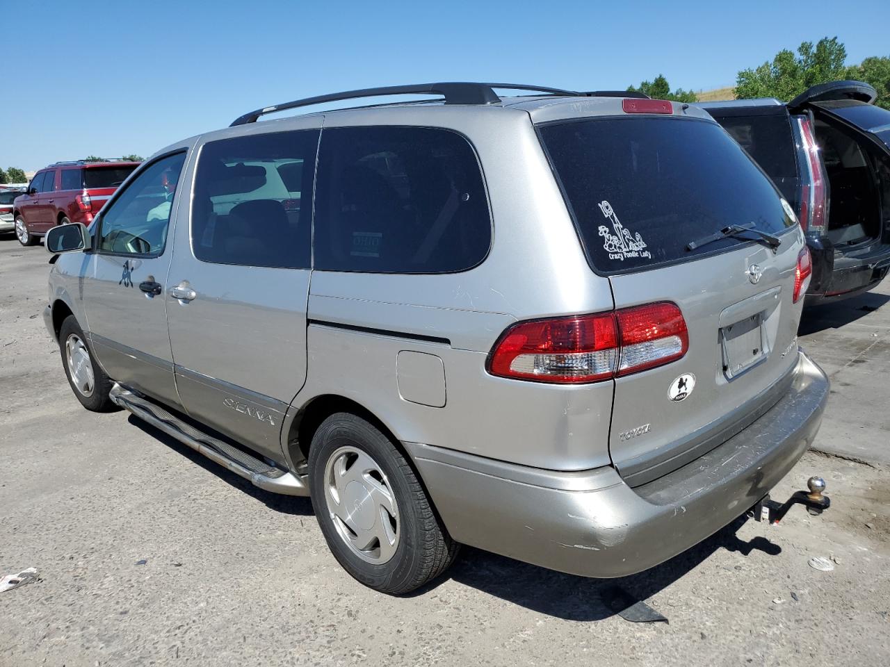 2001 Toyota Sienna Le VIN: 4T3ZF13C01U338755 Lot: 62175454