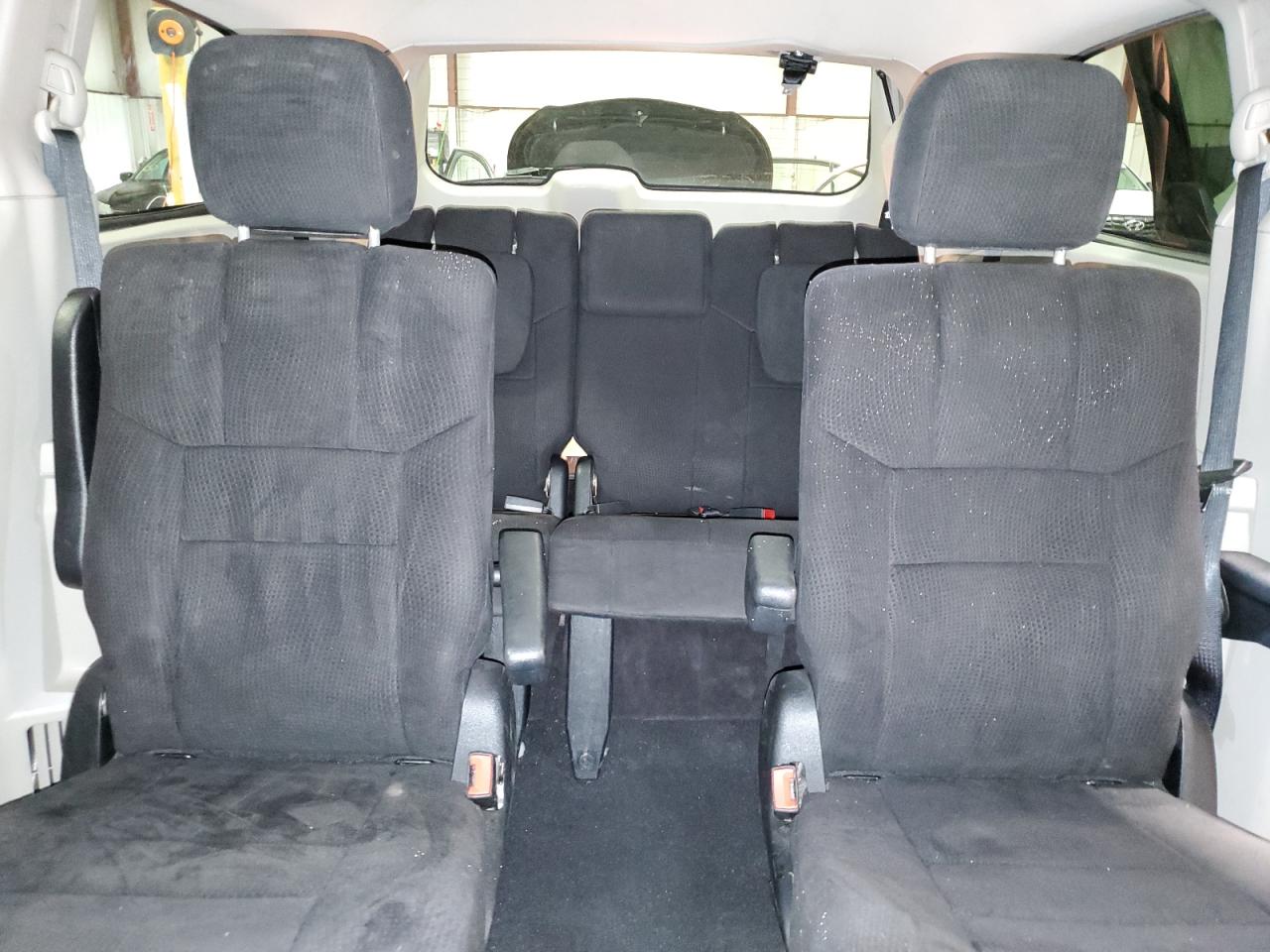 2011 Chrysler Town & Country Touring VIN: 2A4RR5DG7BR718651 Lot: 64394064