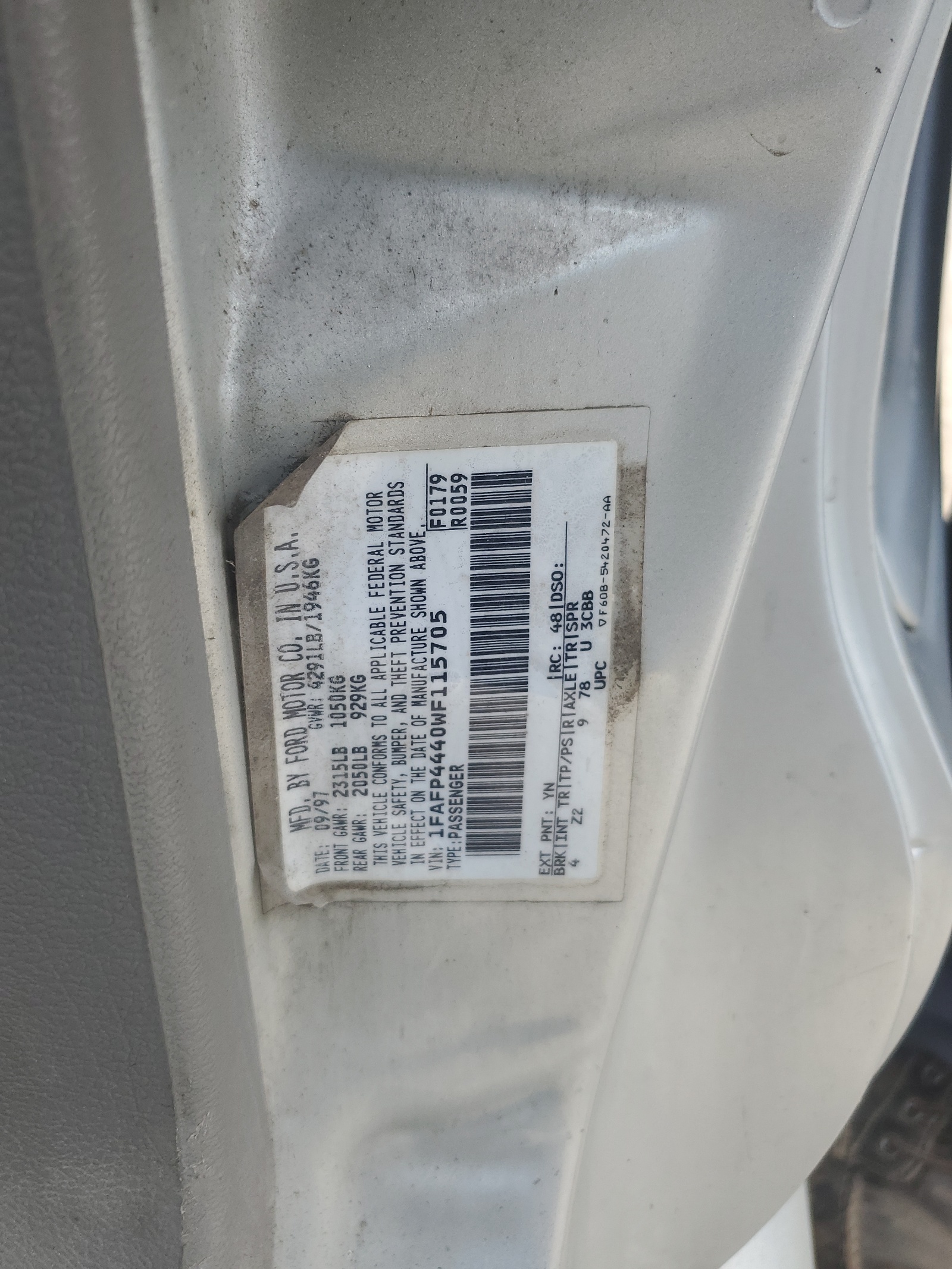 1FAFP4440WF115705 1998 Ford Mustang