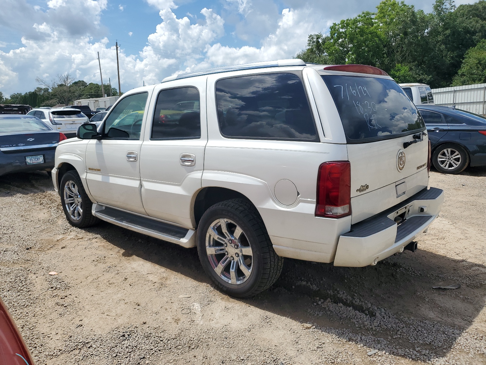 1GYEK63N52R242804 2002 Cadillac Escalade Luxury