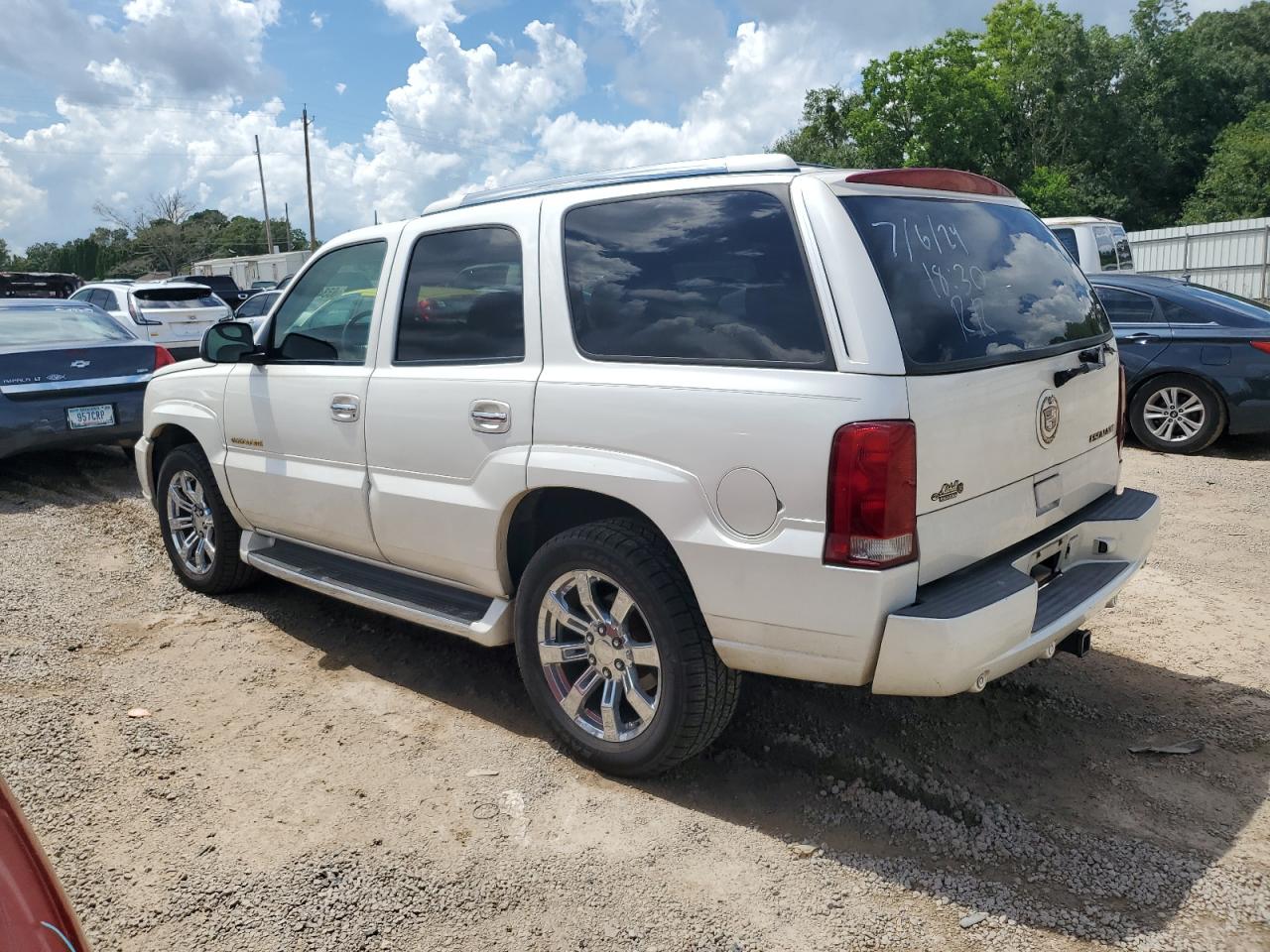 2002 Cadillac Escalade Luxury VIN: 1GYEK63N52R242804 Lot: 63347784