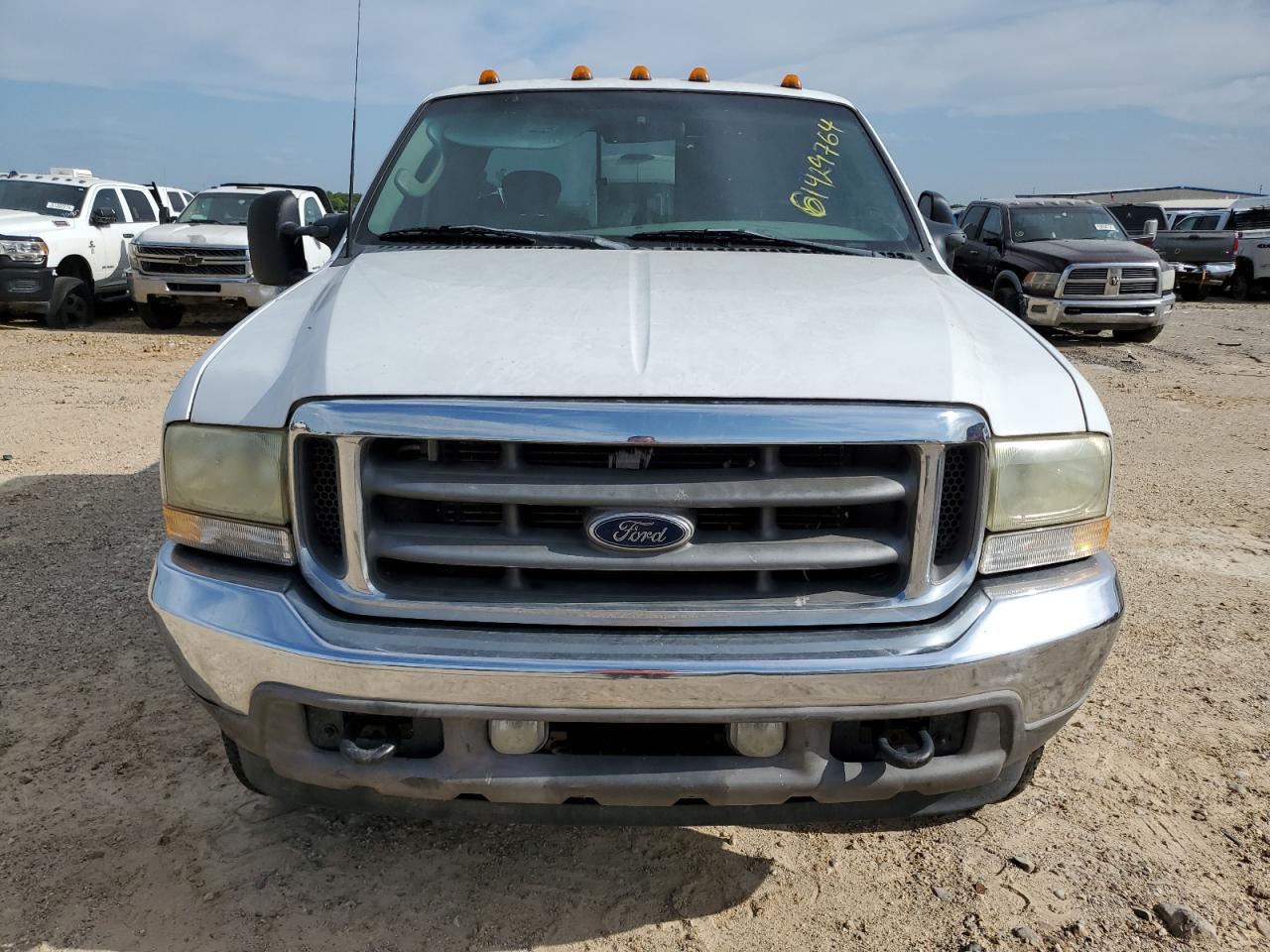 2003 Ford F350 - Image 5