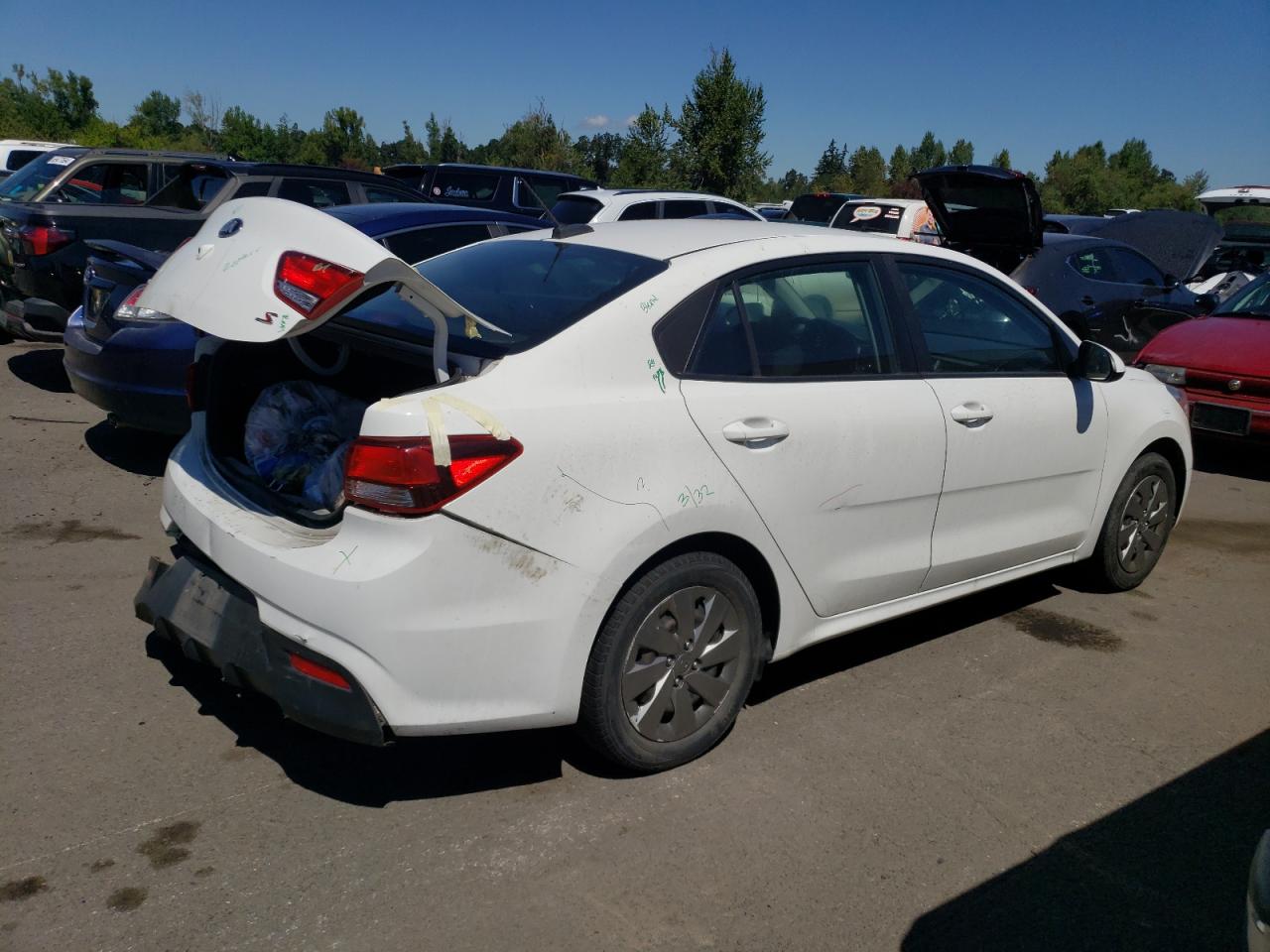 VIN 3KPA24AB4KE158633 2019 KIA RIO no.3