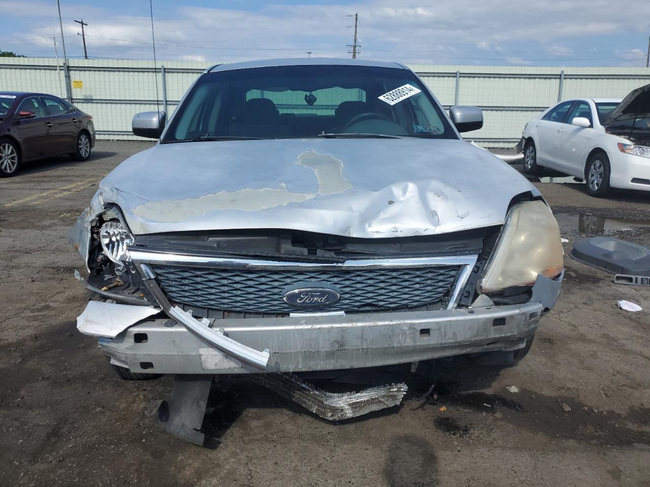 1FAFP24145G121462 2005 Ford Five Hundred Sel