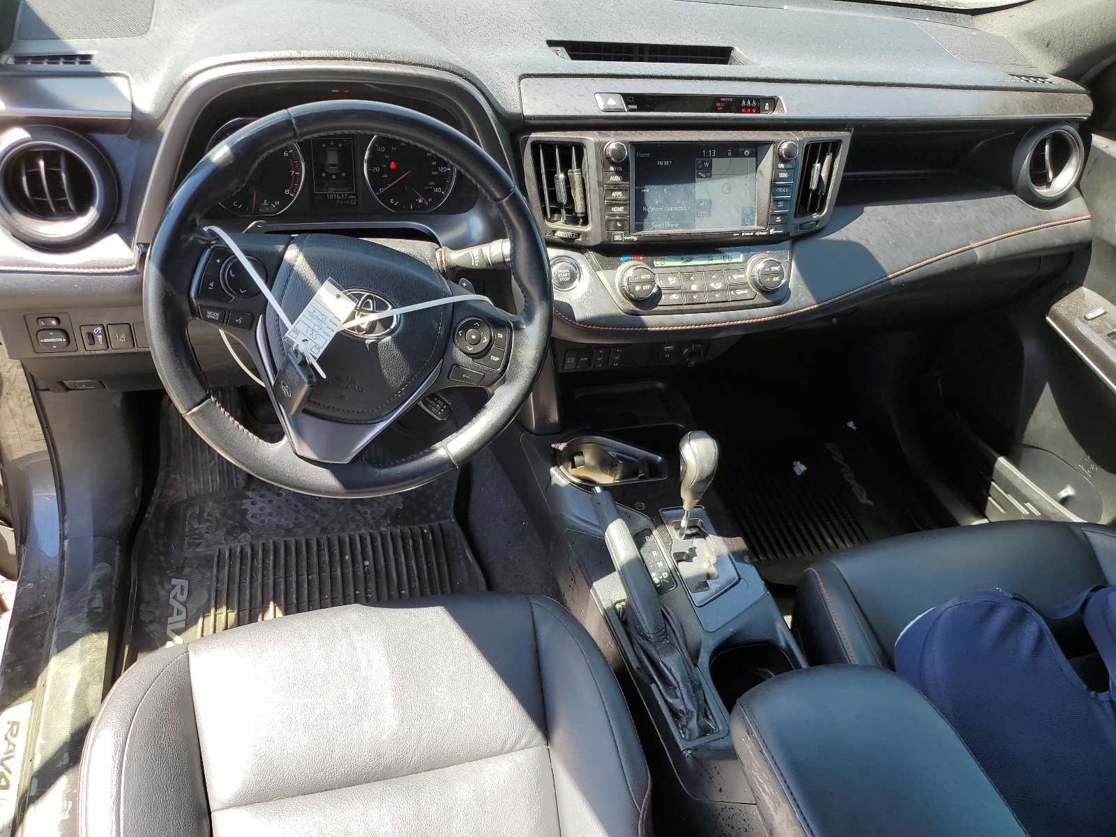 JTMJFREV5HJ159727 2017 Toyota Rav4 Se