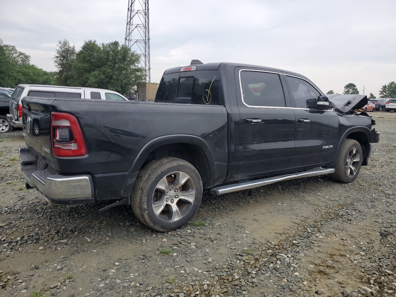 2019 Ram 1500 Laramie vin: 1C6SRFJT9KN642885