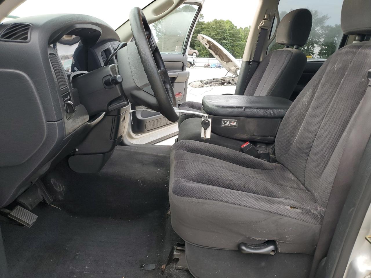 2005 Dodge Ram 1500 St VIN: 1D7HA18N05J500172 Lot: 64810814