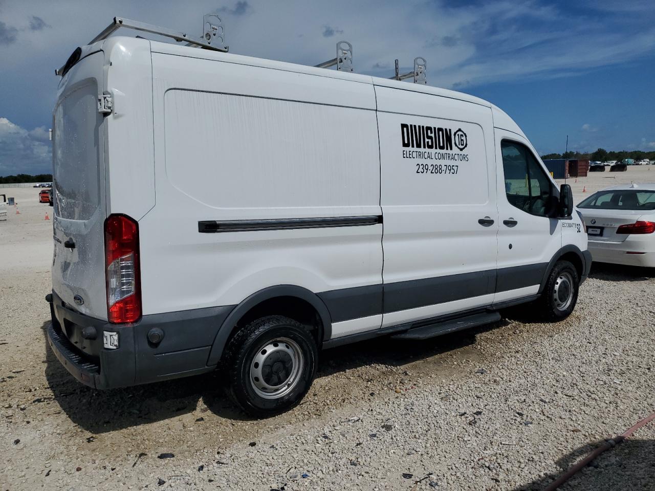 1FTYR2CM4JKB21235 2018 Ford Transit T-250