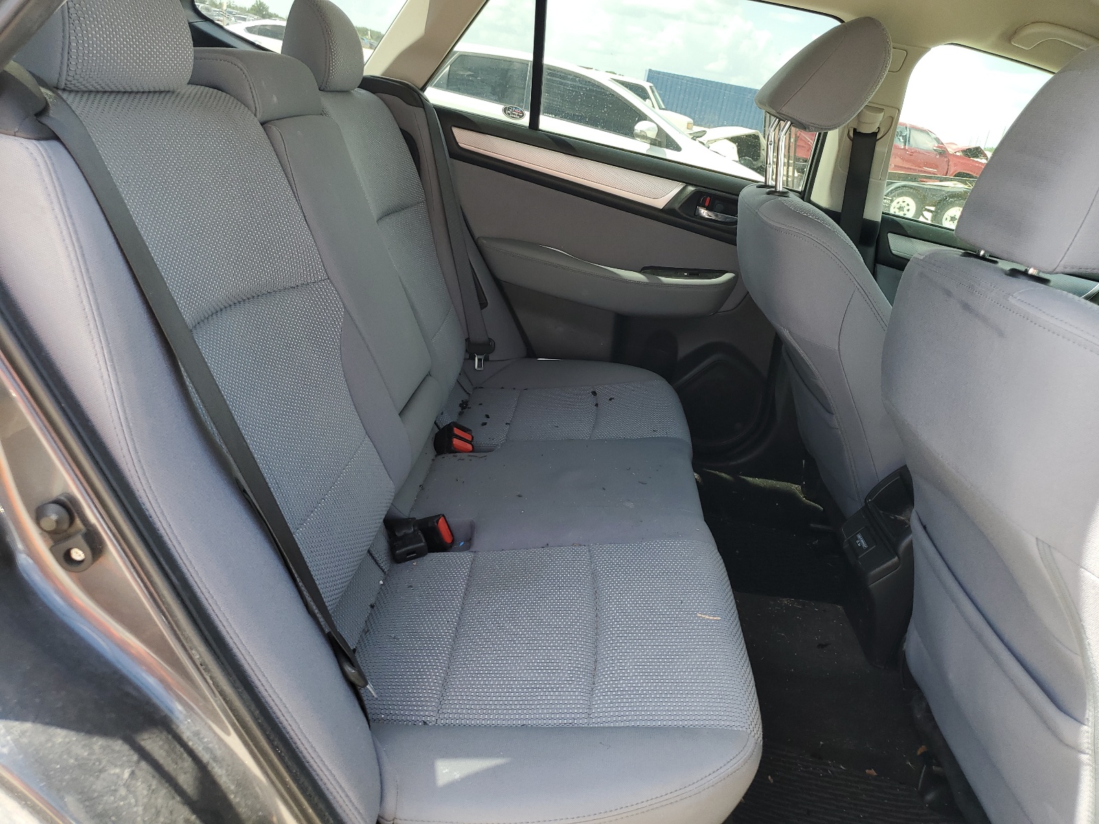 4S4BSACC9J3283637 2018 Subaru Outback 2.5I Premium