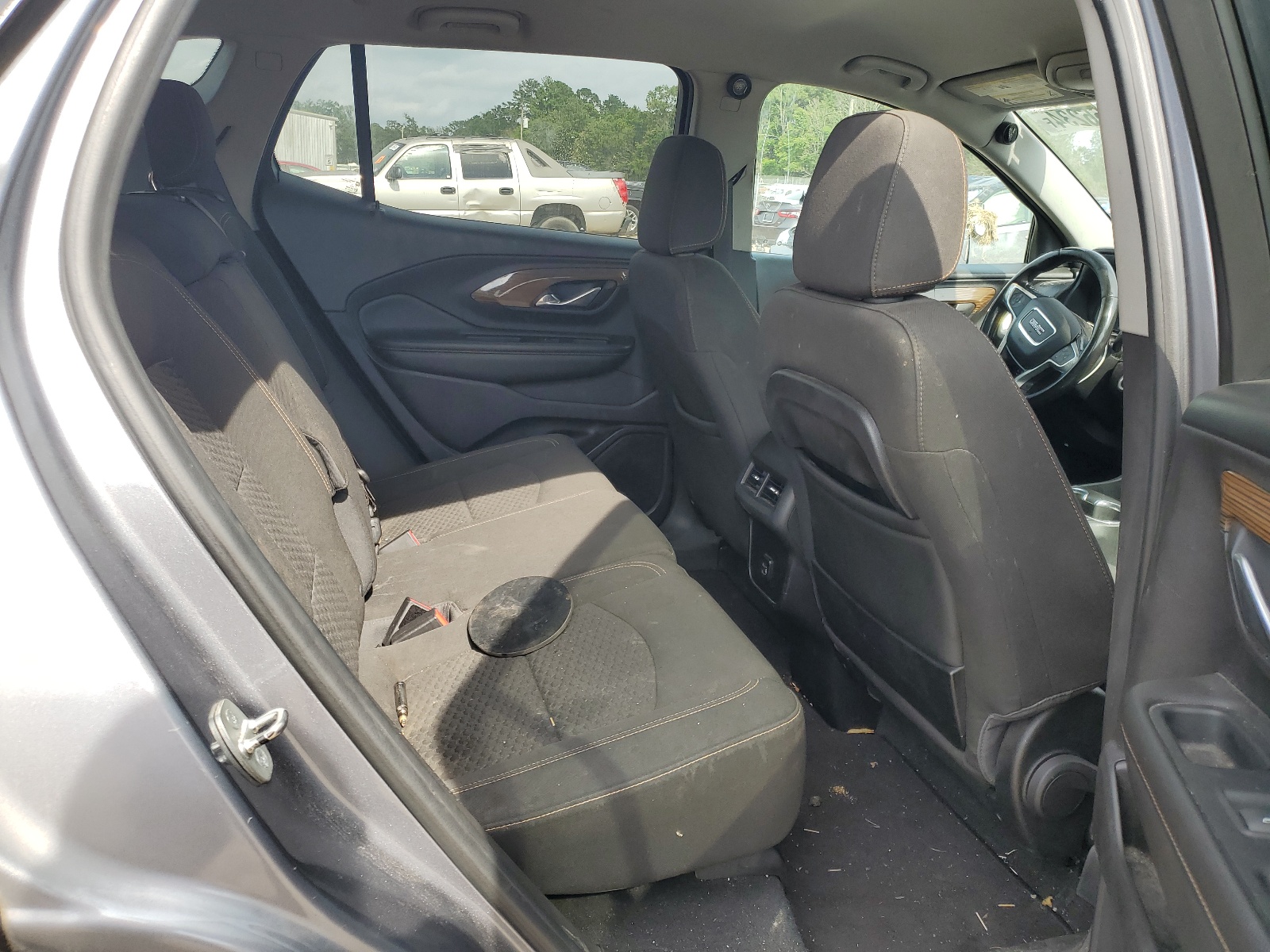 3GKALMEVXJL319647 2018 GMC Terrain Sle