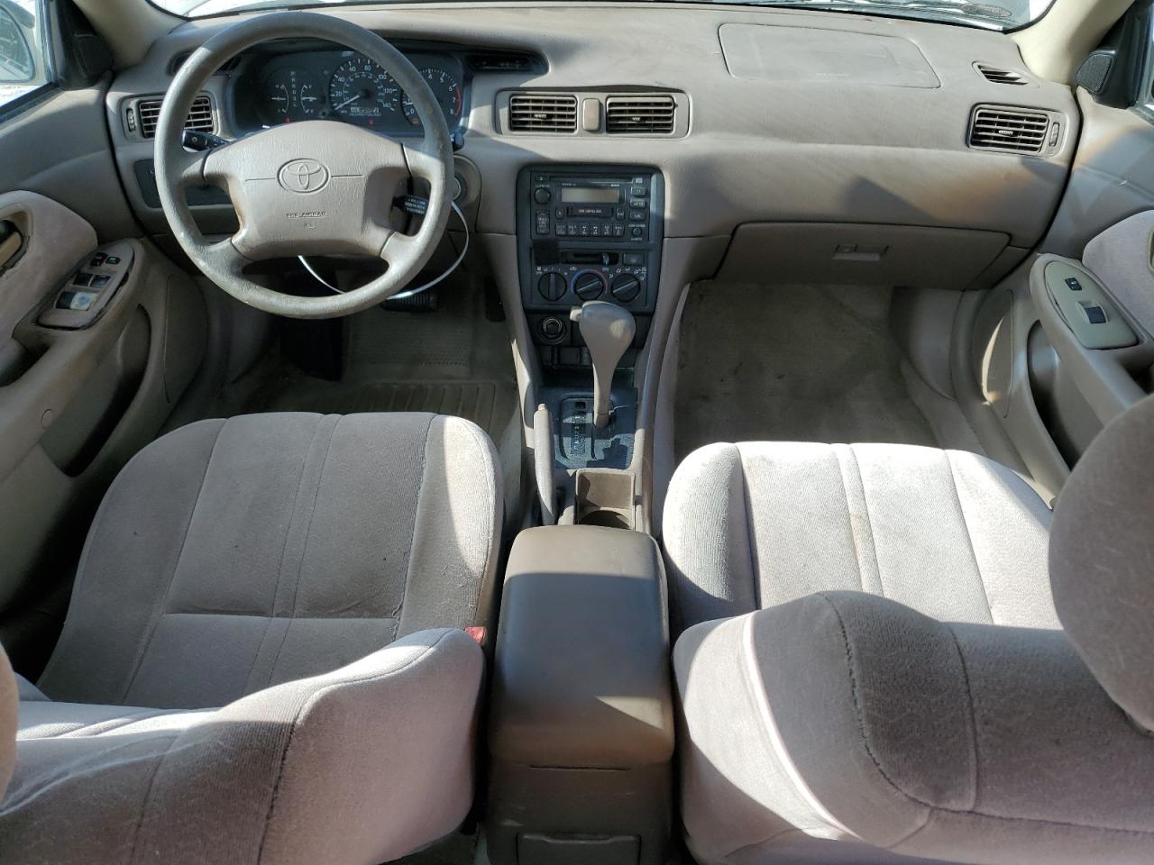 1999 Toyota Camry Ce VIN: 4T1BG28K0XU574943 Lot: 64260654