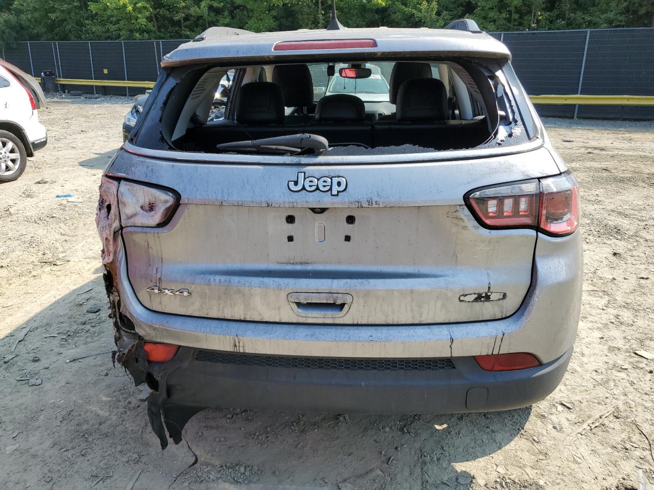 2019 Jeep Compass Latitude VIN: 3C4NJDBB4KT592744 Lot: 64230874