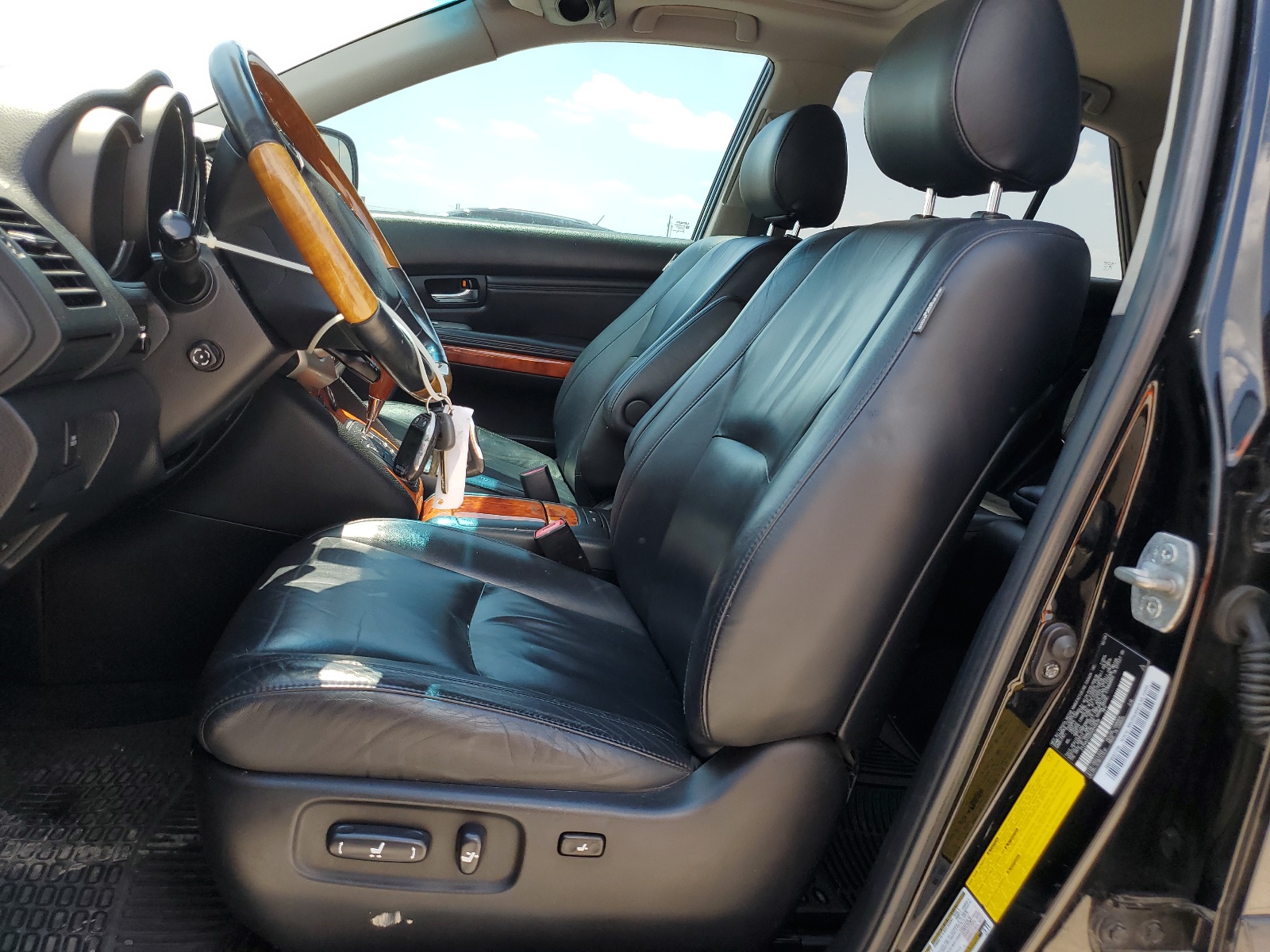 2T2HA31U55C045639 2005 Lexus Rx 330