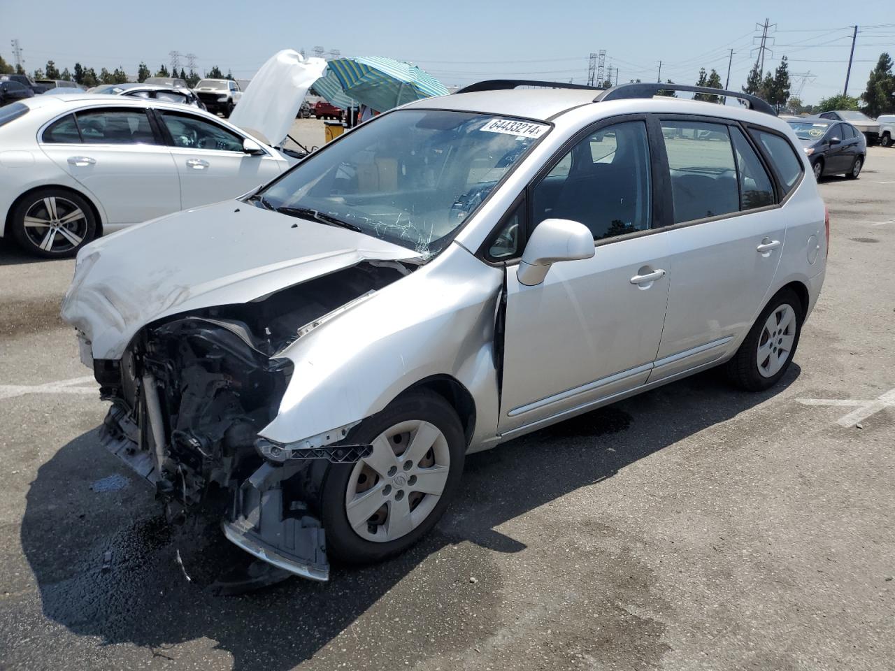 2009 Kia Rondo Base VIN: KNAFG529X97276282 Lot: 64433214