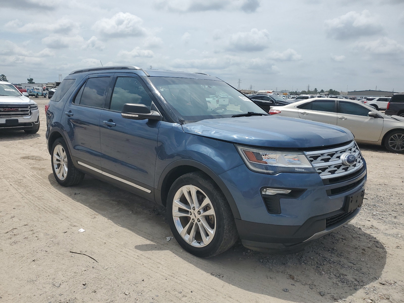 1FM5K7D88KGA03985 2019 Ford Explorer Xlt