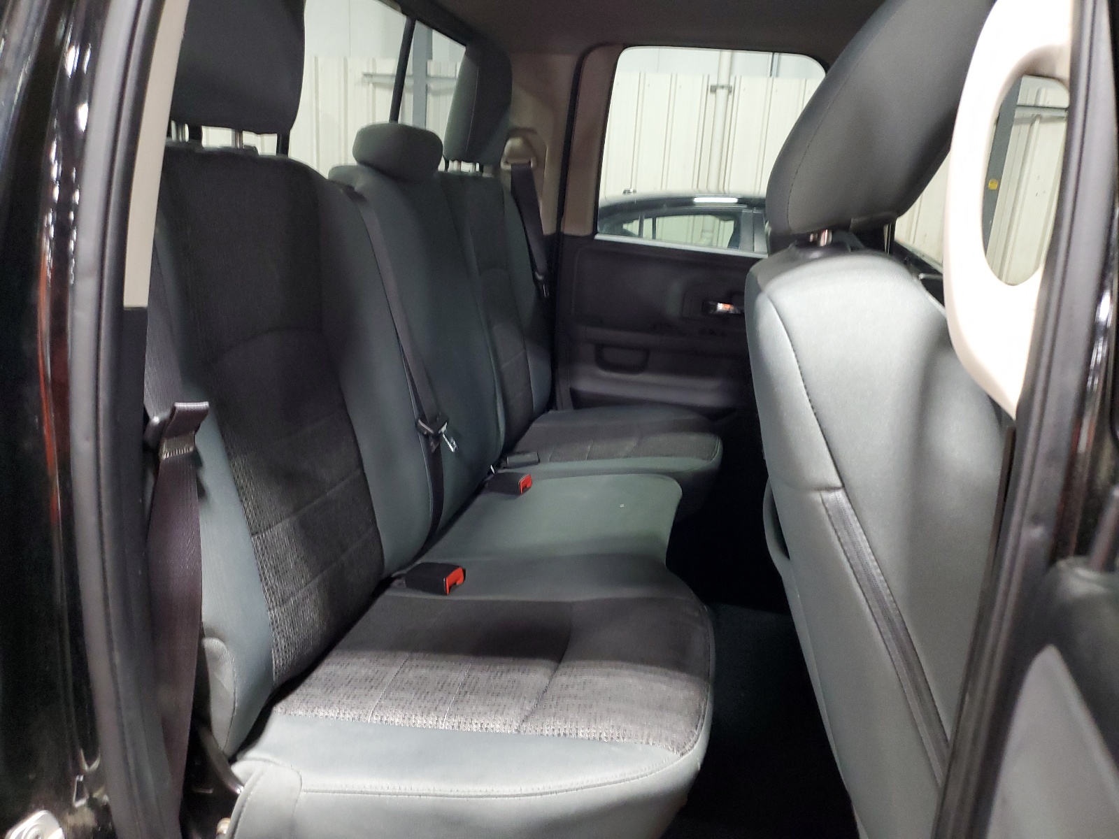 1C6RR7GG8ES437305 2014 Ram 1500 Slt