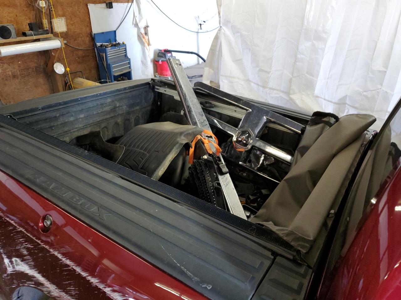 2017 Ram 1500 Slt VIN: 1C6RR7LT3HS597521 Lot: 61420584