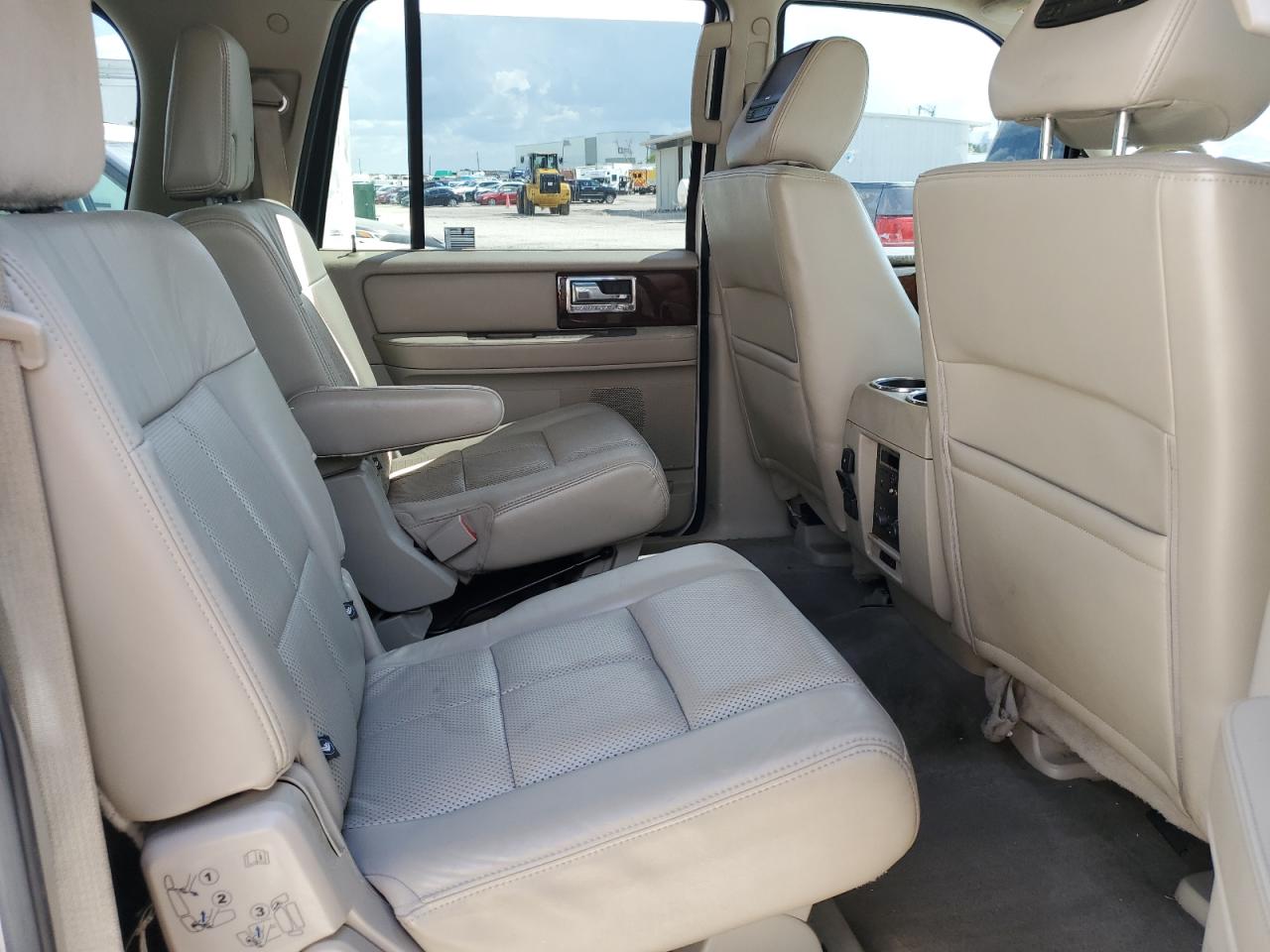 2013 Lincoln Navigator L VIN: 5LMJJ3H59DEL02584 Lot: 63506354