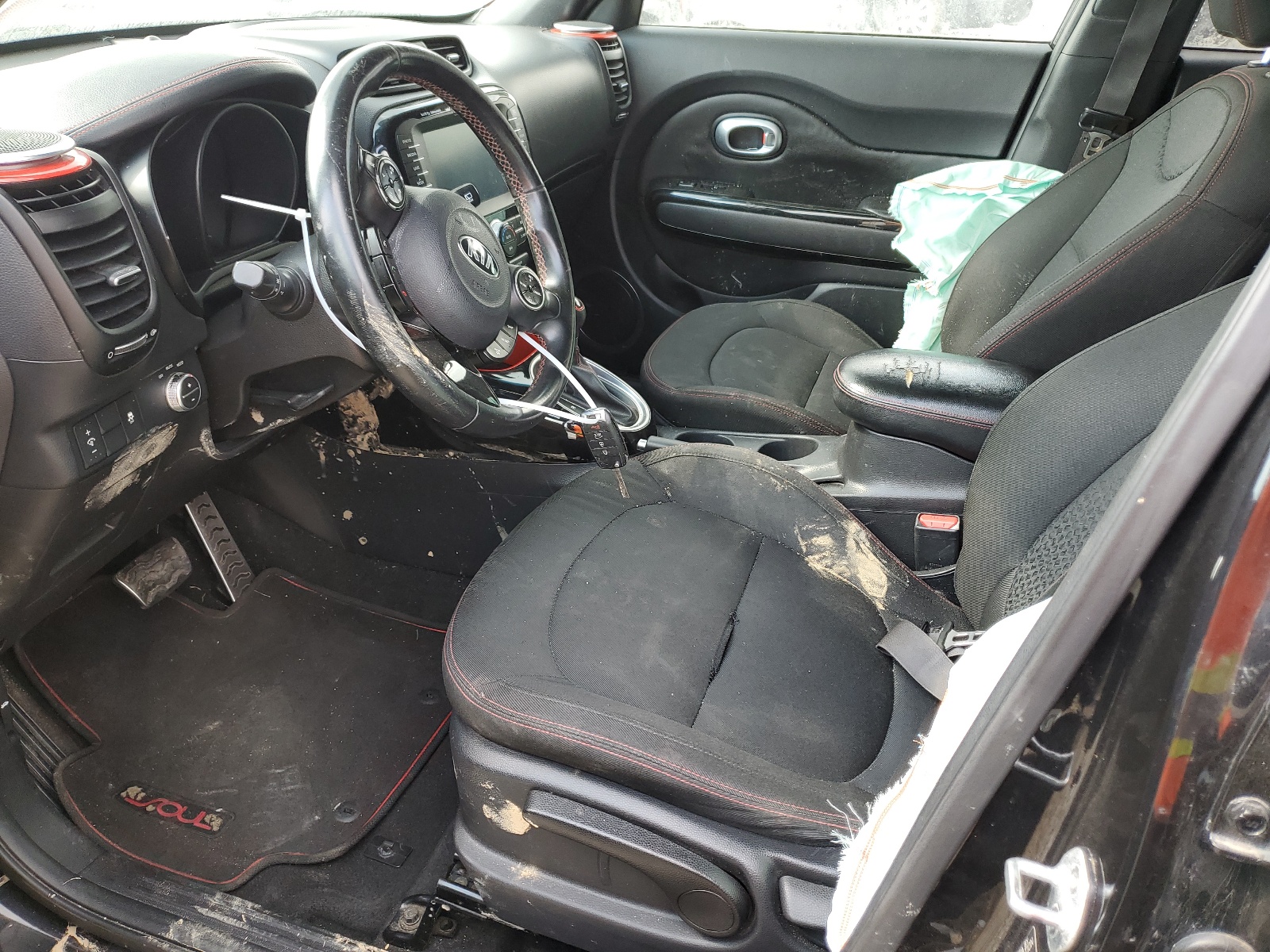 KNDJP3A54F7775316 2015 Kia Soul +