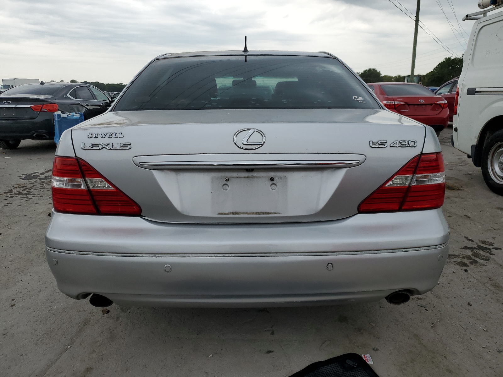 JTHBN36F055005831 2005 Lexus Ls 430