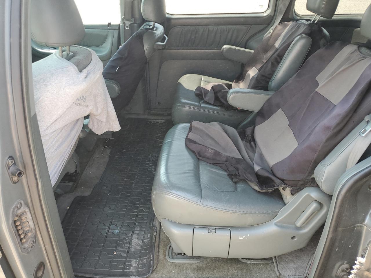 2002 Honda Odyssey Exl VIN: 2HKRL18992H562394 Lot: 65010594