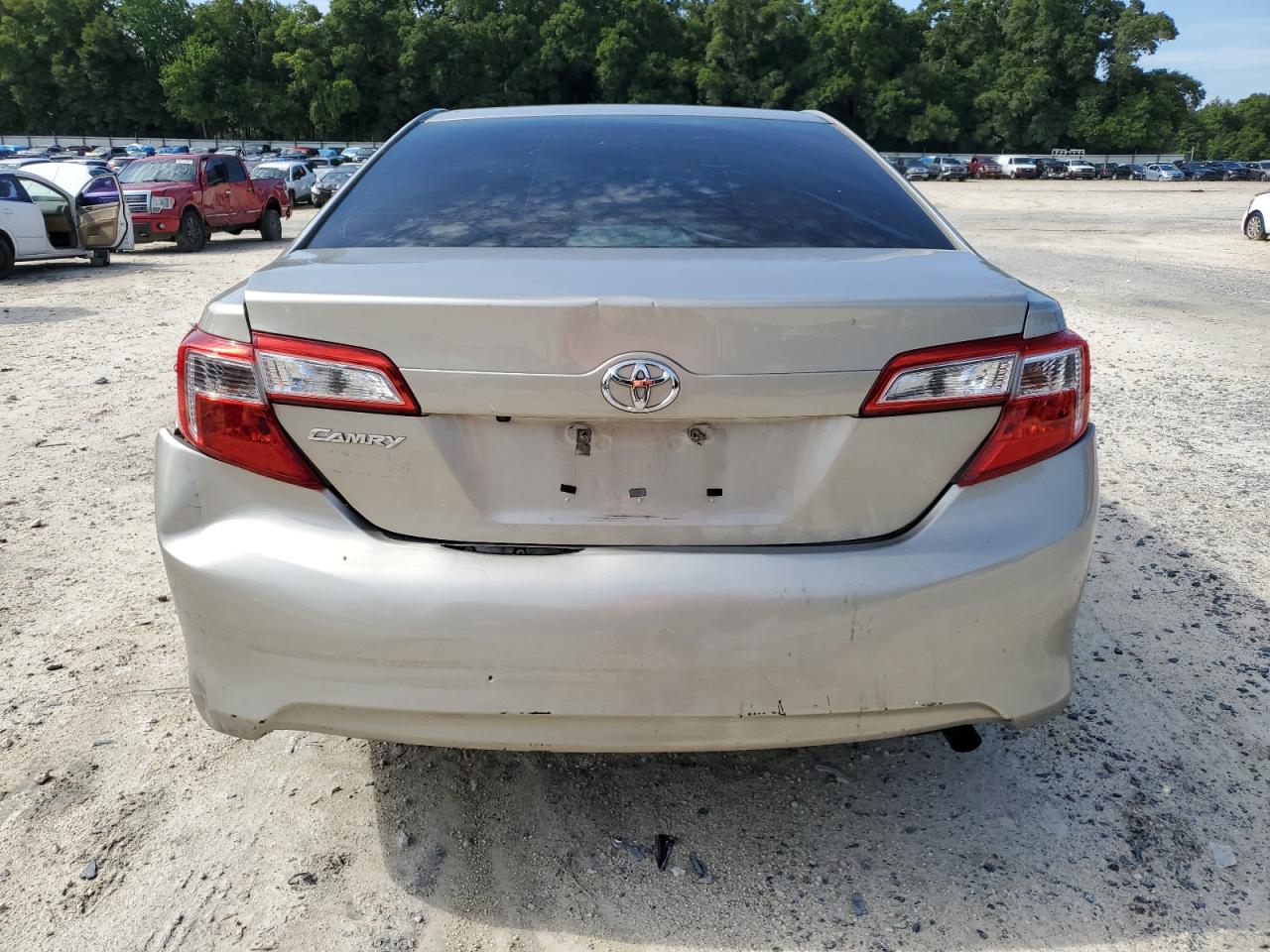 2014 Toyota Camry L VIN: 4T1BF1FK0EU812108 Lot: 65294084