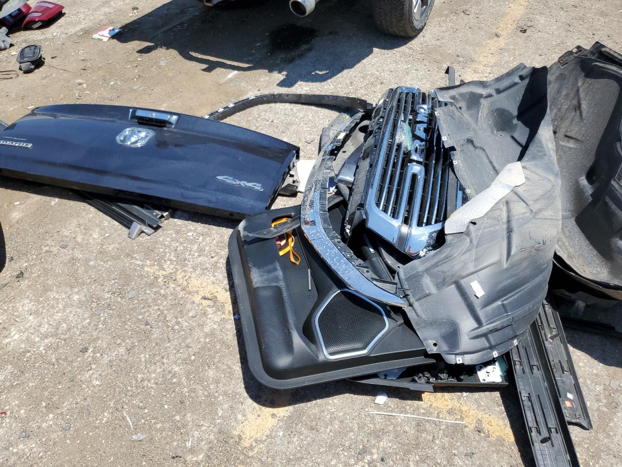 2019 Ram 1500 Laramie VIN: 1C6SRFJT3KN654871 Lot: 62147254