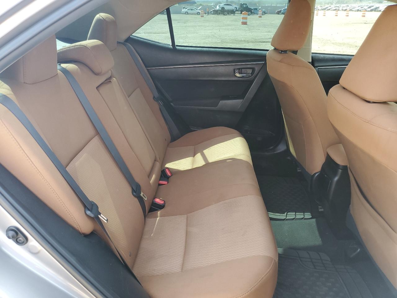 2015 Toyota Corolla - Image 10