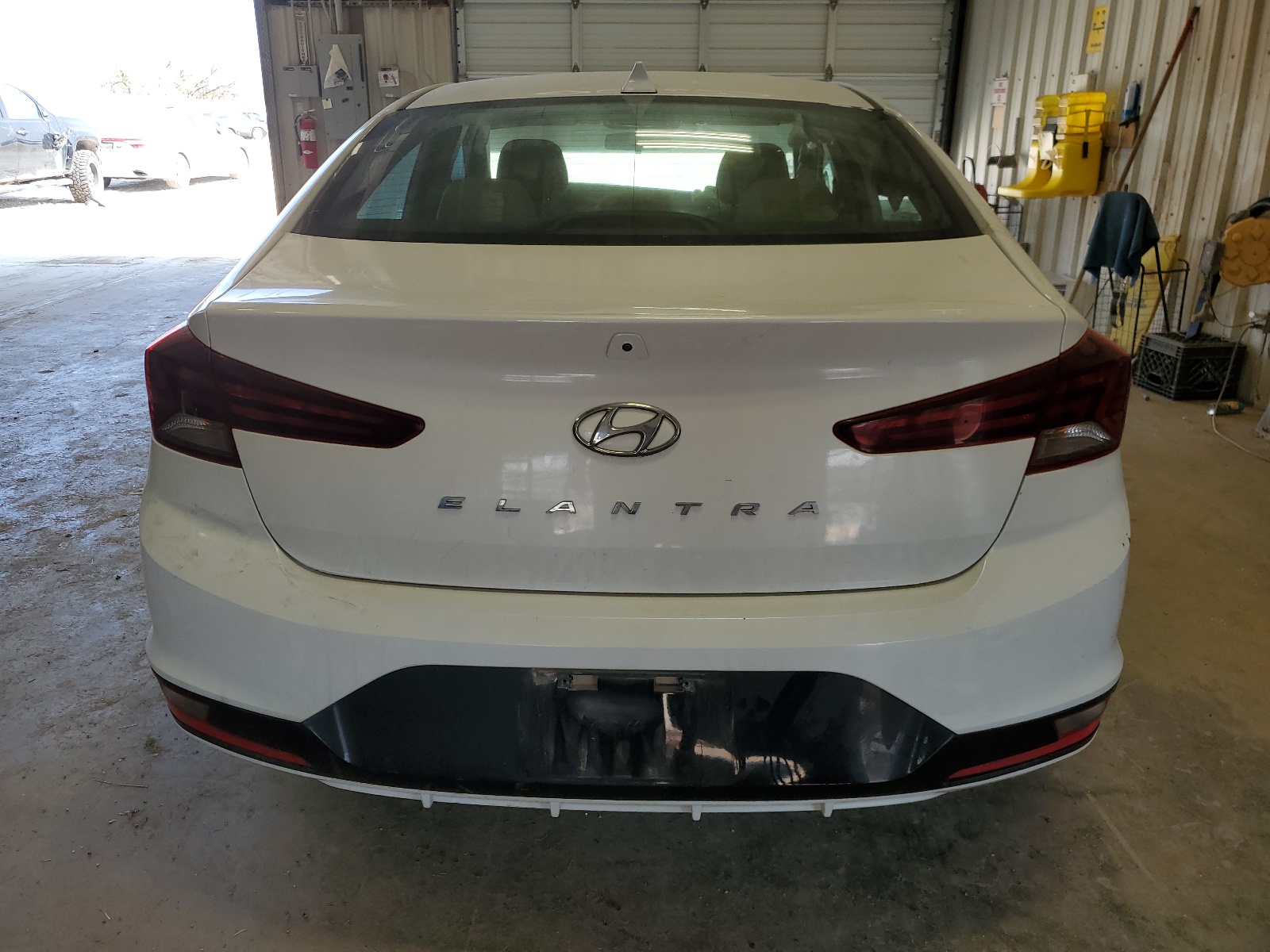 5NPD84LF6KH418165 2019 Hyundai Elantra Sel