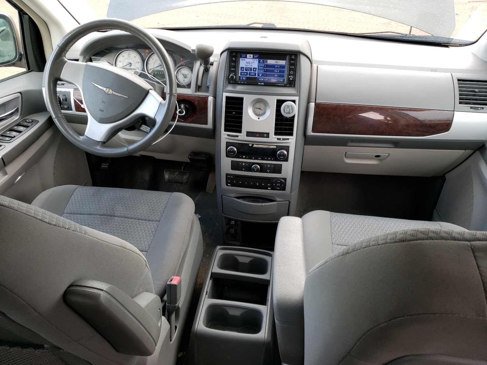 2A4RR5DX9AR190271 2010 Chrysler Town & Country Touring