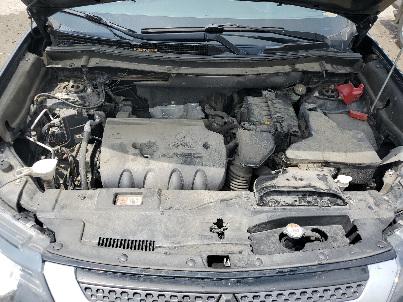 JA4AZ3A30LZ017718 2020 Mitsubishi Outlander Se