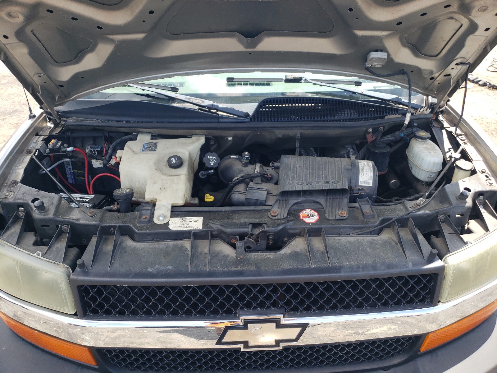 1GBFG15T941150823 2004 Chevrolet Express G1500