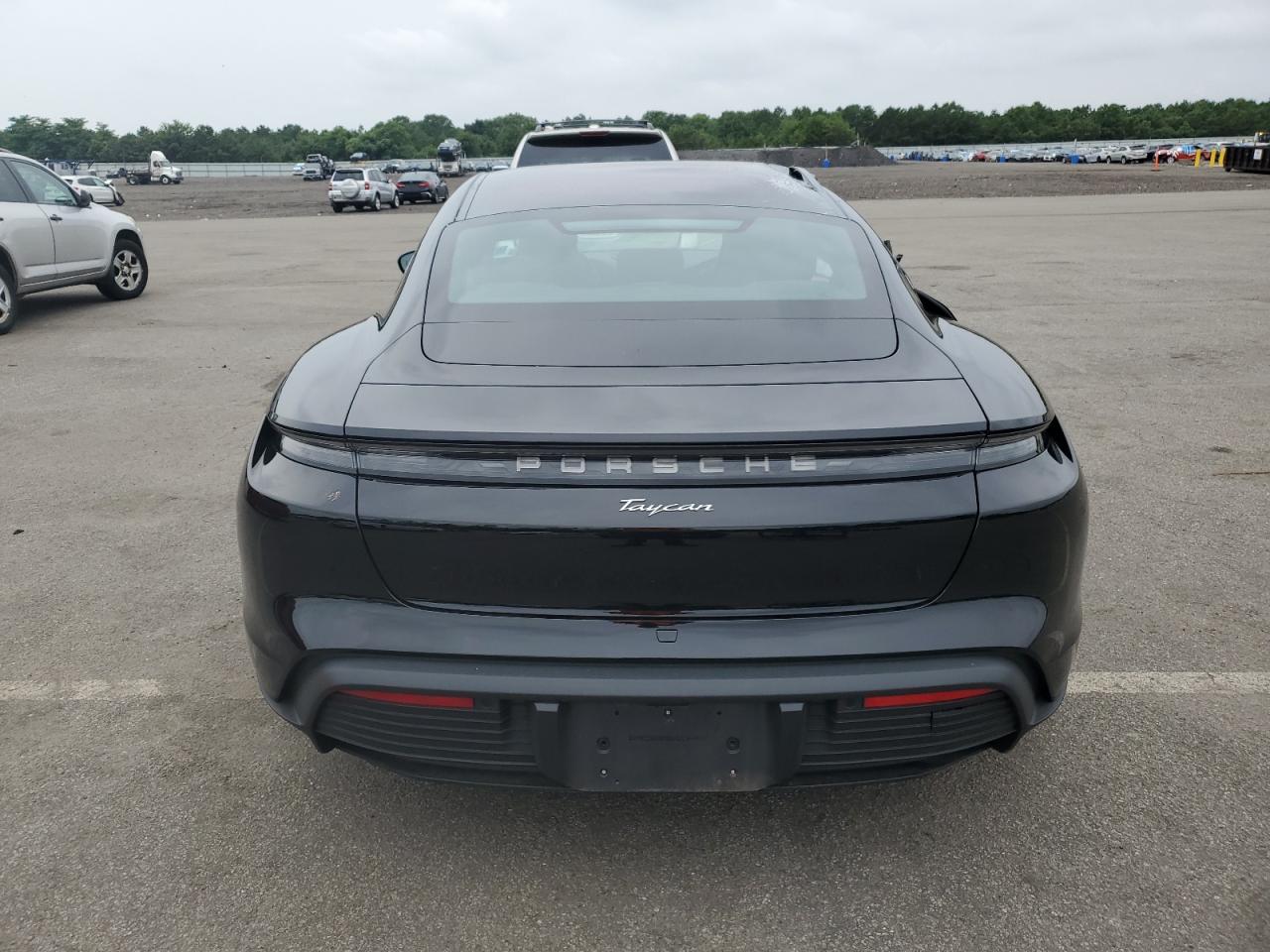 2024 Porsche Taycan - Image 6