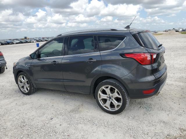  FORD ESCAPE 2019 Srebrny