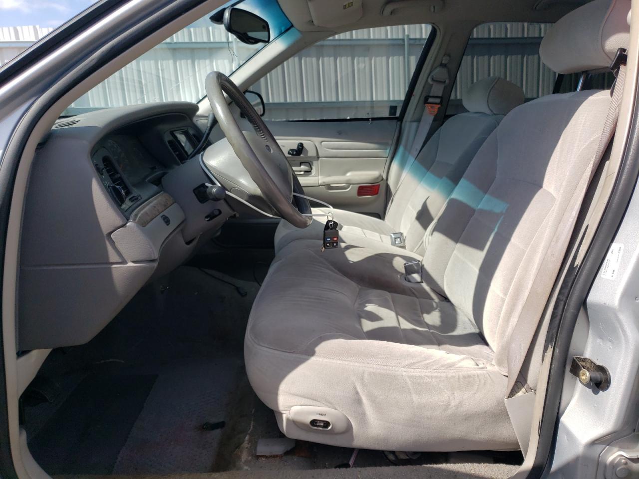 1998 Ford Crown Victoria Lx VIN: 2FAFP74W1WX172681 Lot: 64153004