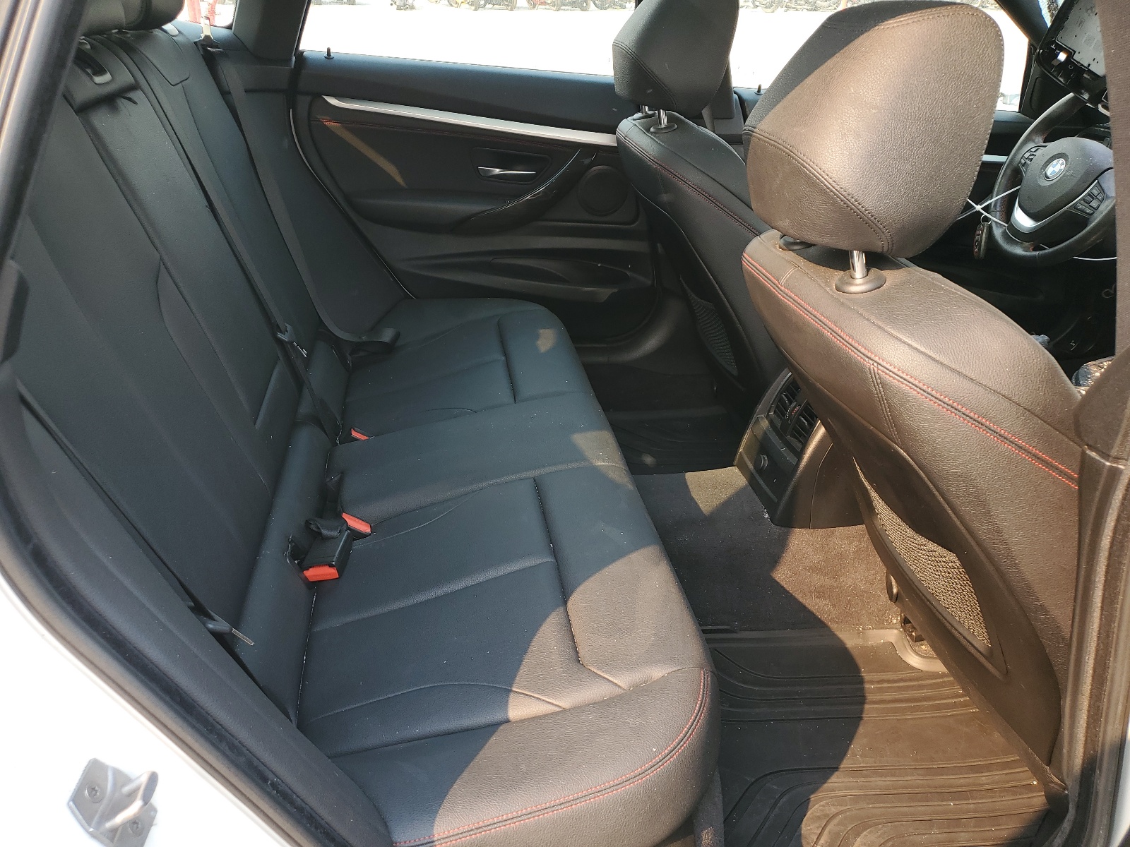 WBA8Z5C56GG500739 2016 BMW 328 Xigt Sulev