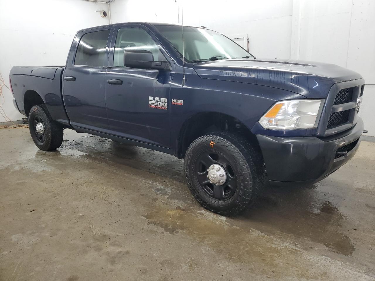 2016 RAM 2500 - Image 4