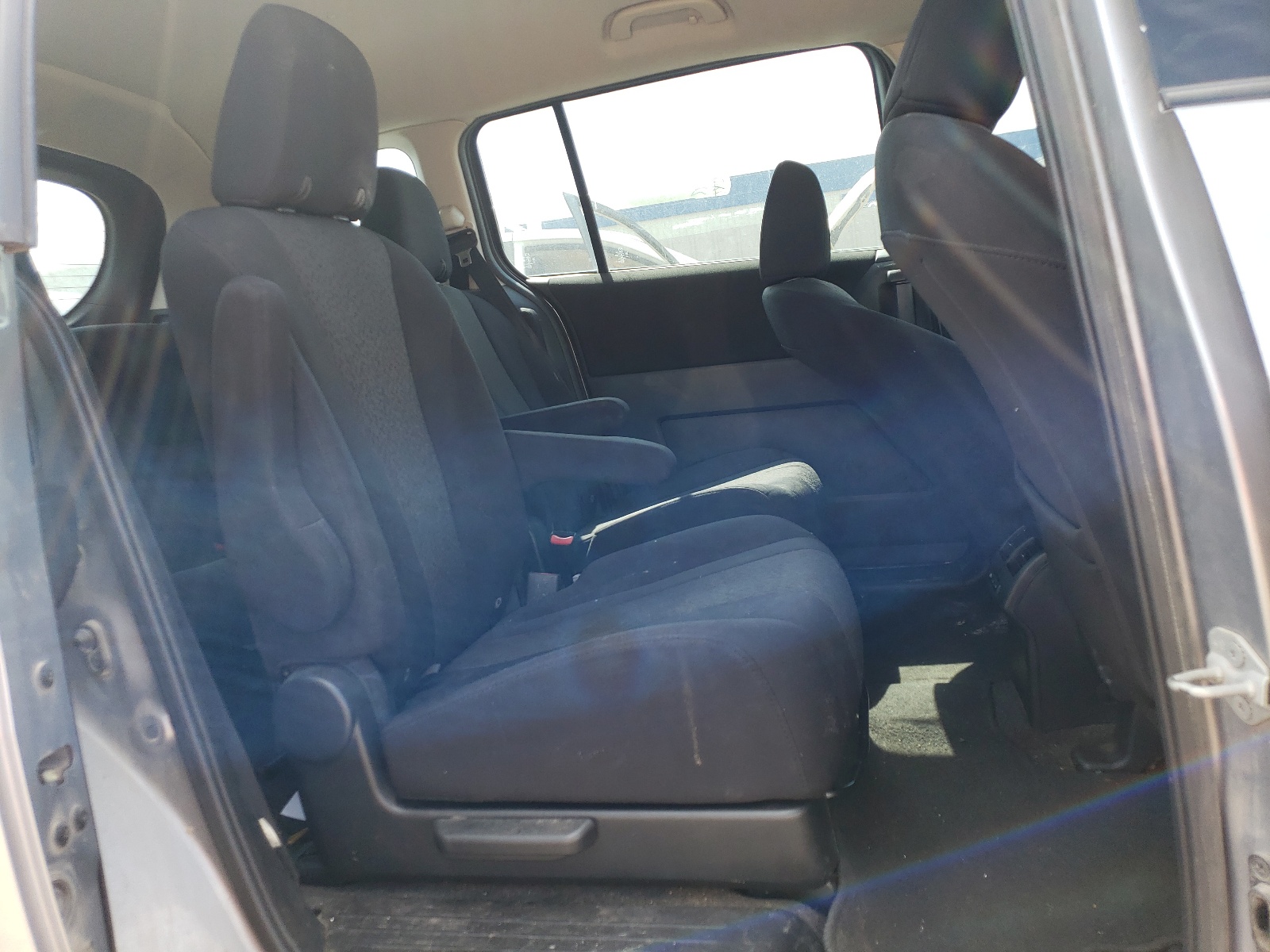 JM1CW2BL7C0109882 2012 Mazda 5