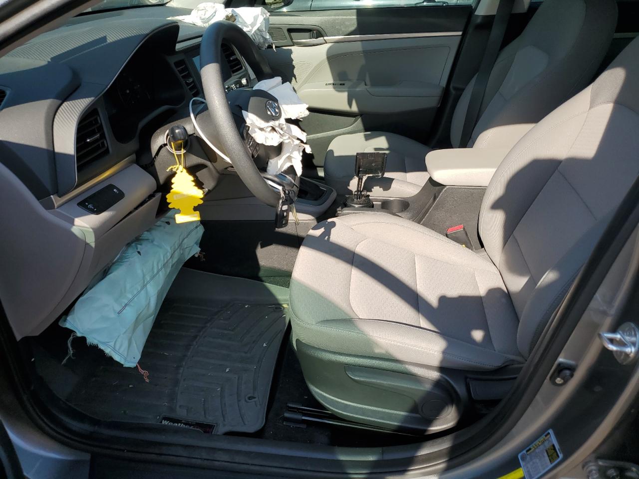 2019 Hyundai Elantra Se VIN: KMHD74LF9KU779992 Lot: 63441804