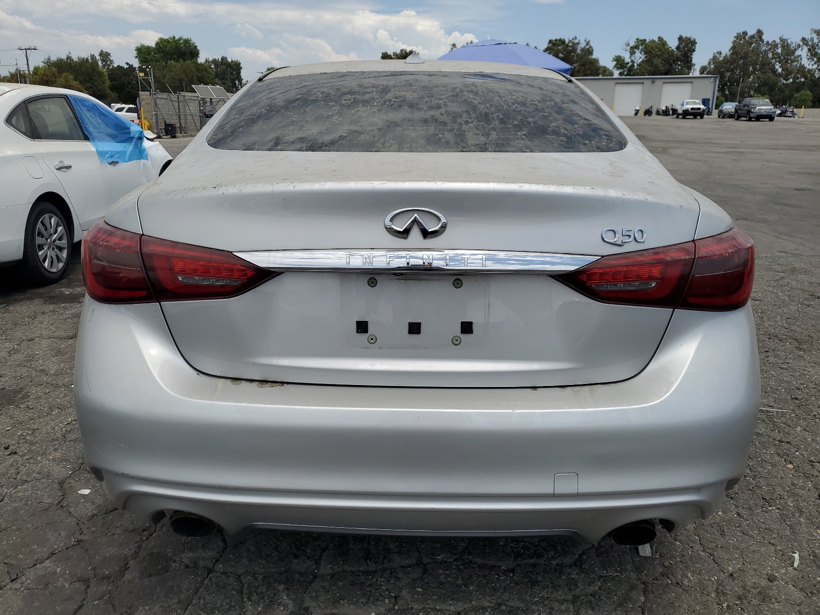 2018 Infiniti Q50 Luxe vin: JN1EV7AP4JM352345